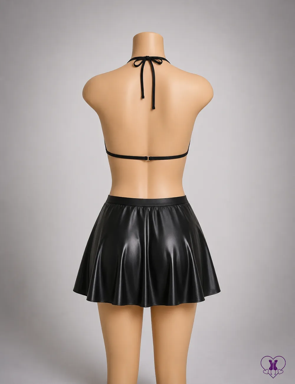 FLFCSDWG92106 (2) Faux leather bra and skirt set - back view
